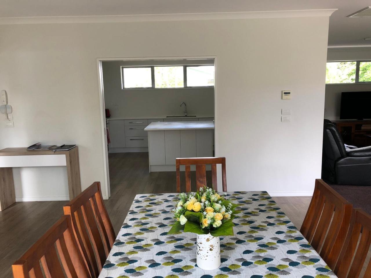 Memorial Holiday Home Christchurch Bagian luar foto